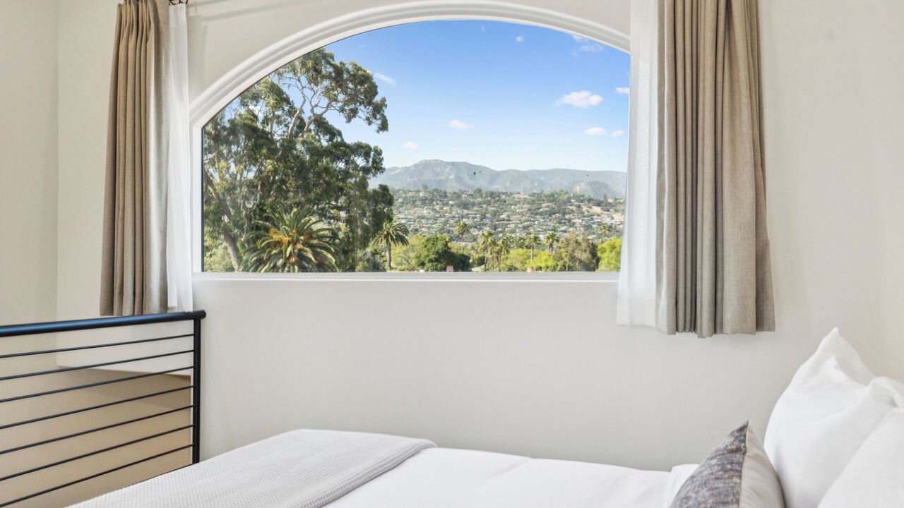 Photo of Bedroom in Laguna
