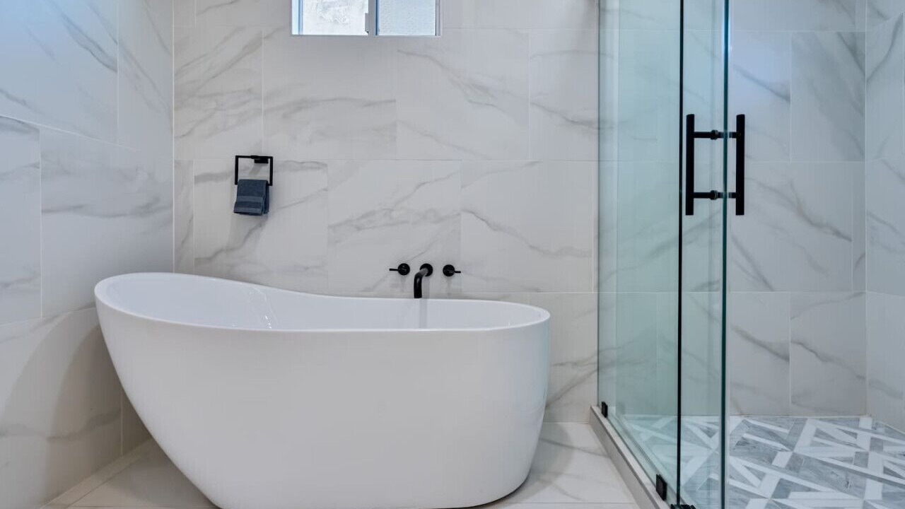 Photo of Bathroom in Wilshire