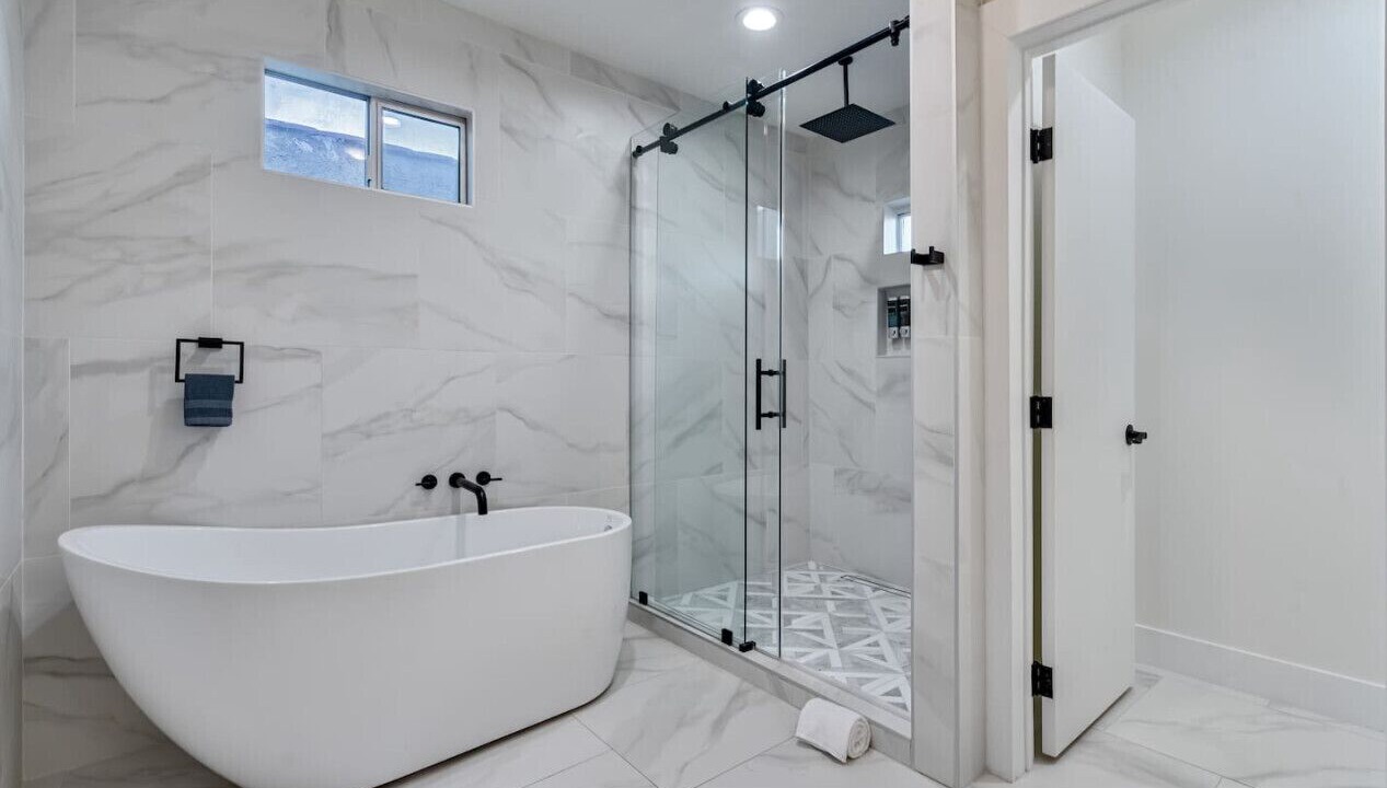 Photo of Bathroom in Wilshire