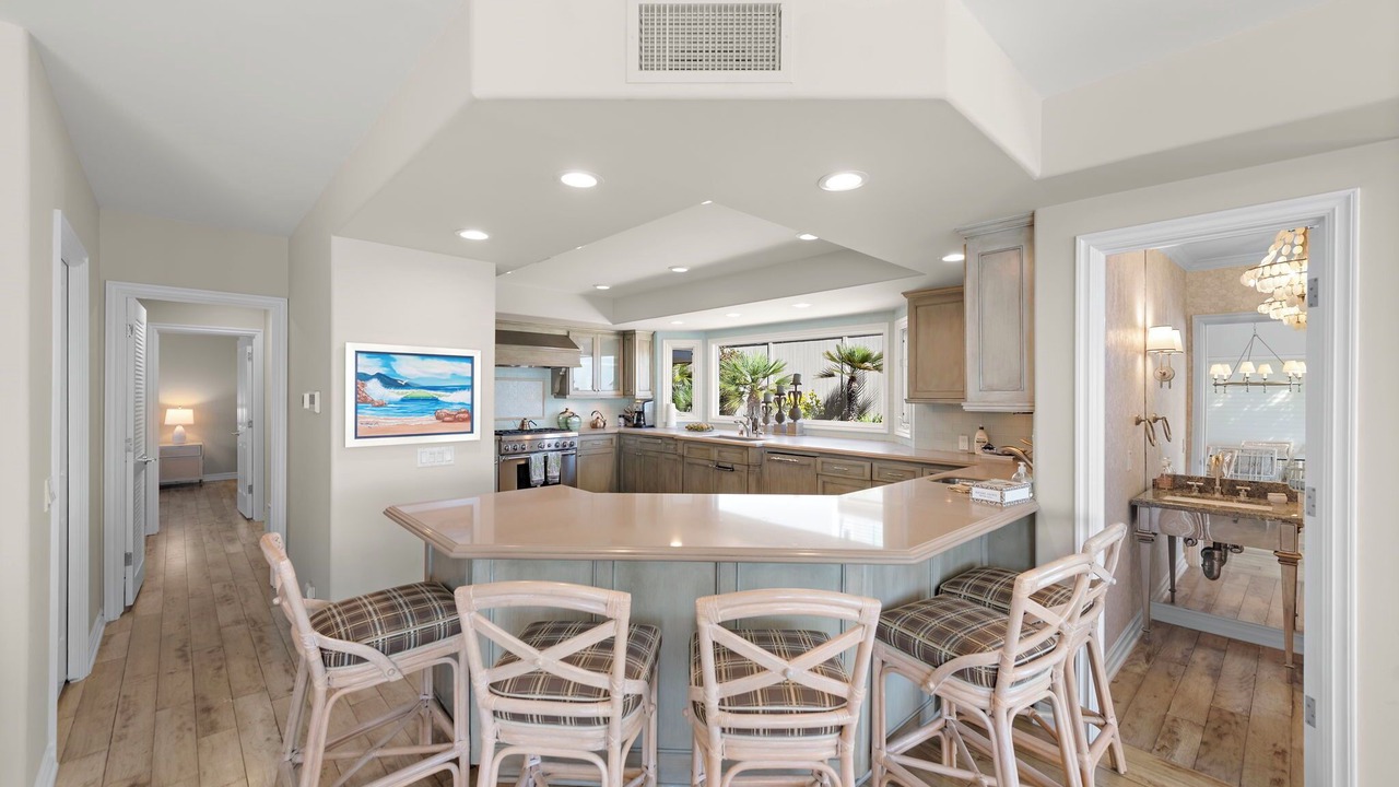 Photo of Kitchen in Laguna Beach
