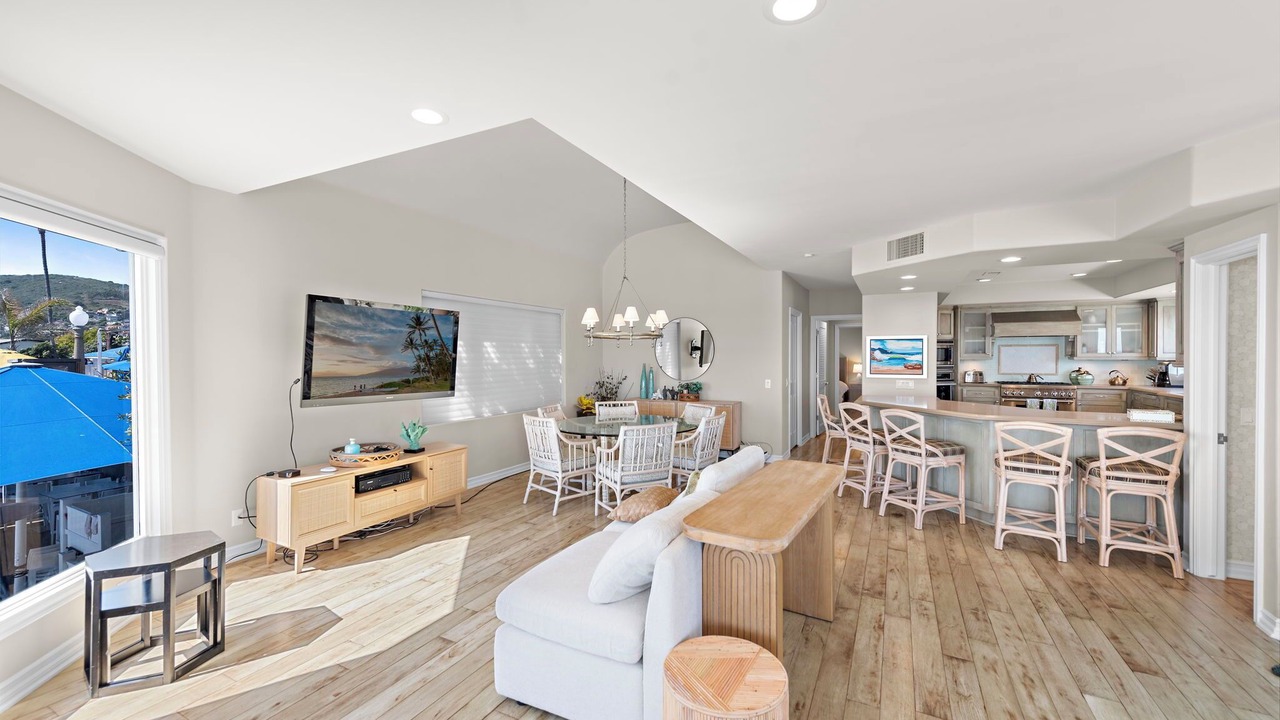 Photo of Livingroom in Laguna Beach