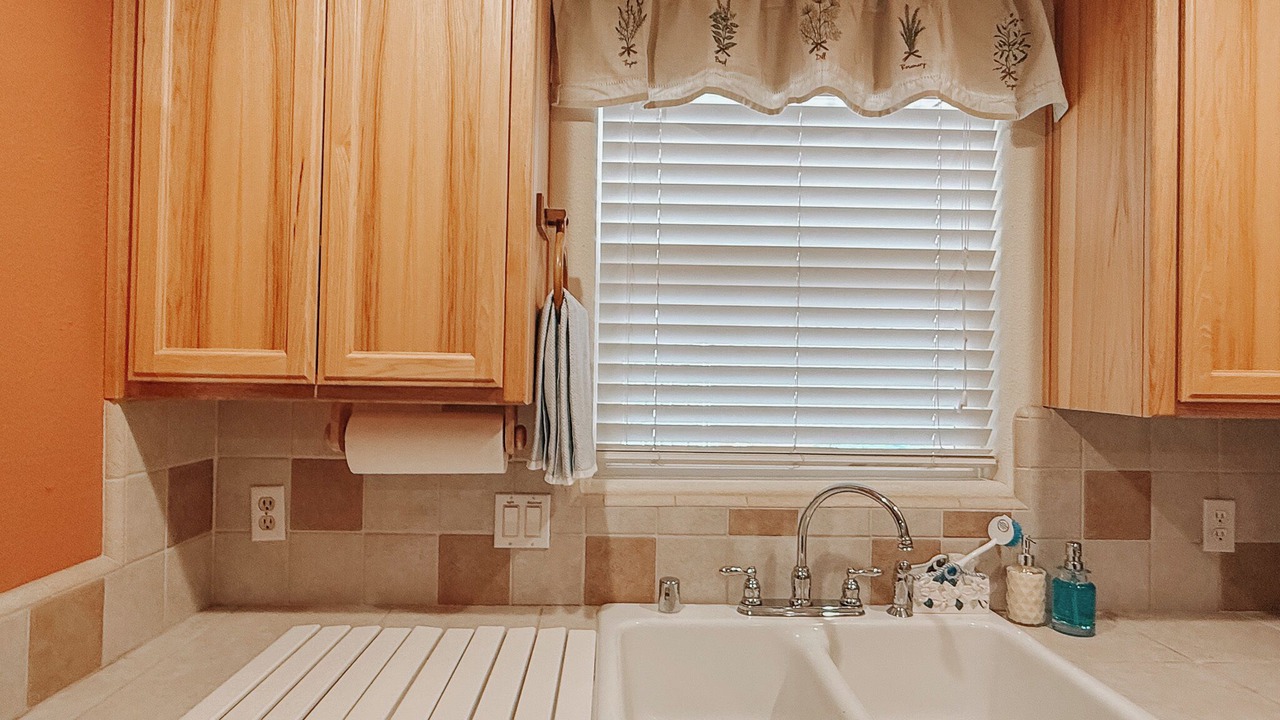 Photo of Bathroom in Shasta View