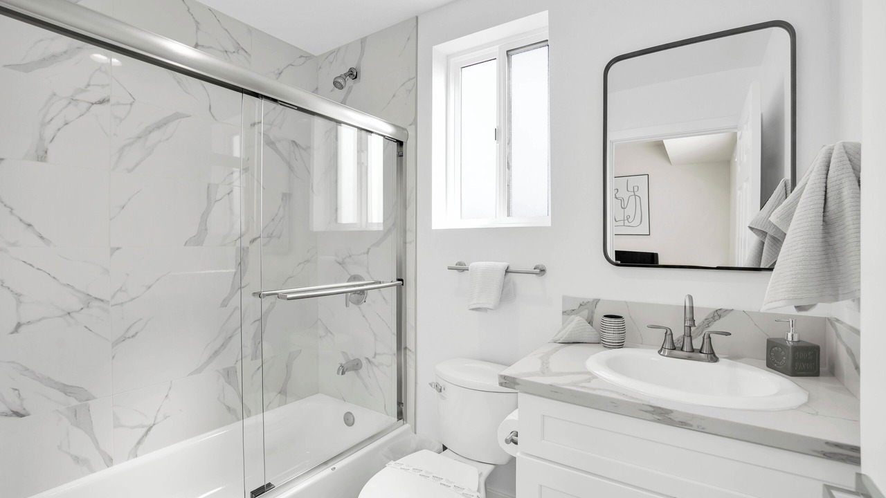 Photo of Bathroom in Historic Filipinotown