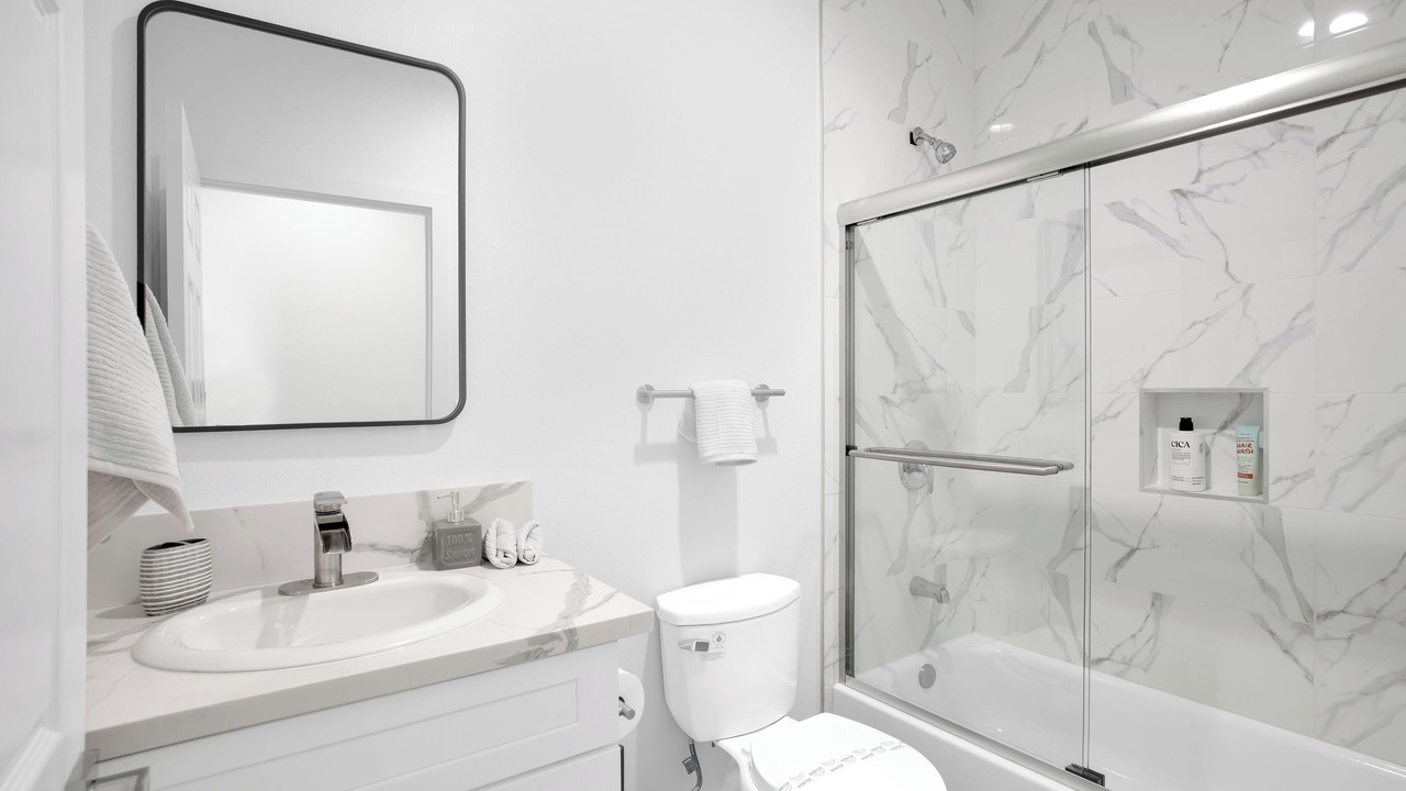 Photo of Bathroom in Historic Filipinotown