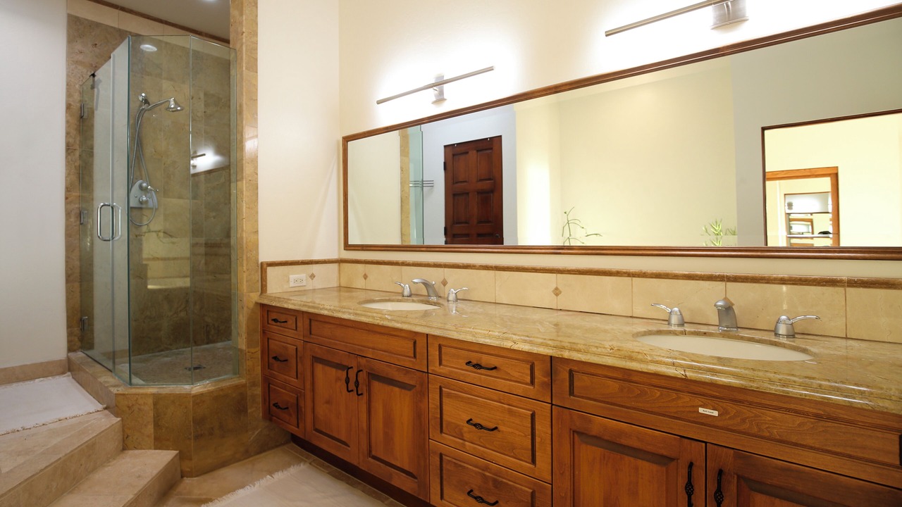 Photo of Bathroom in Silver Strand