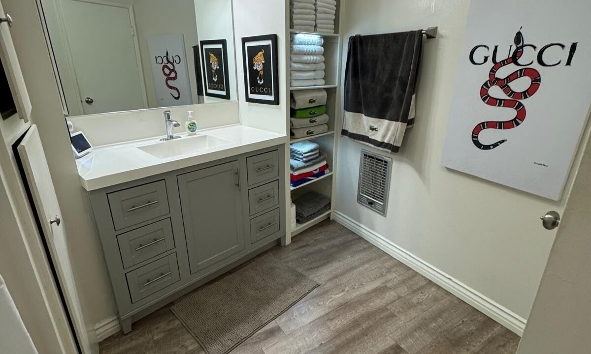 Photo of Bathroom in Hollywood Hills