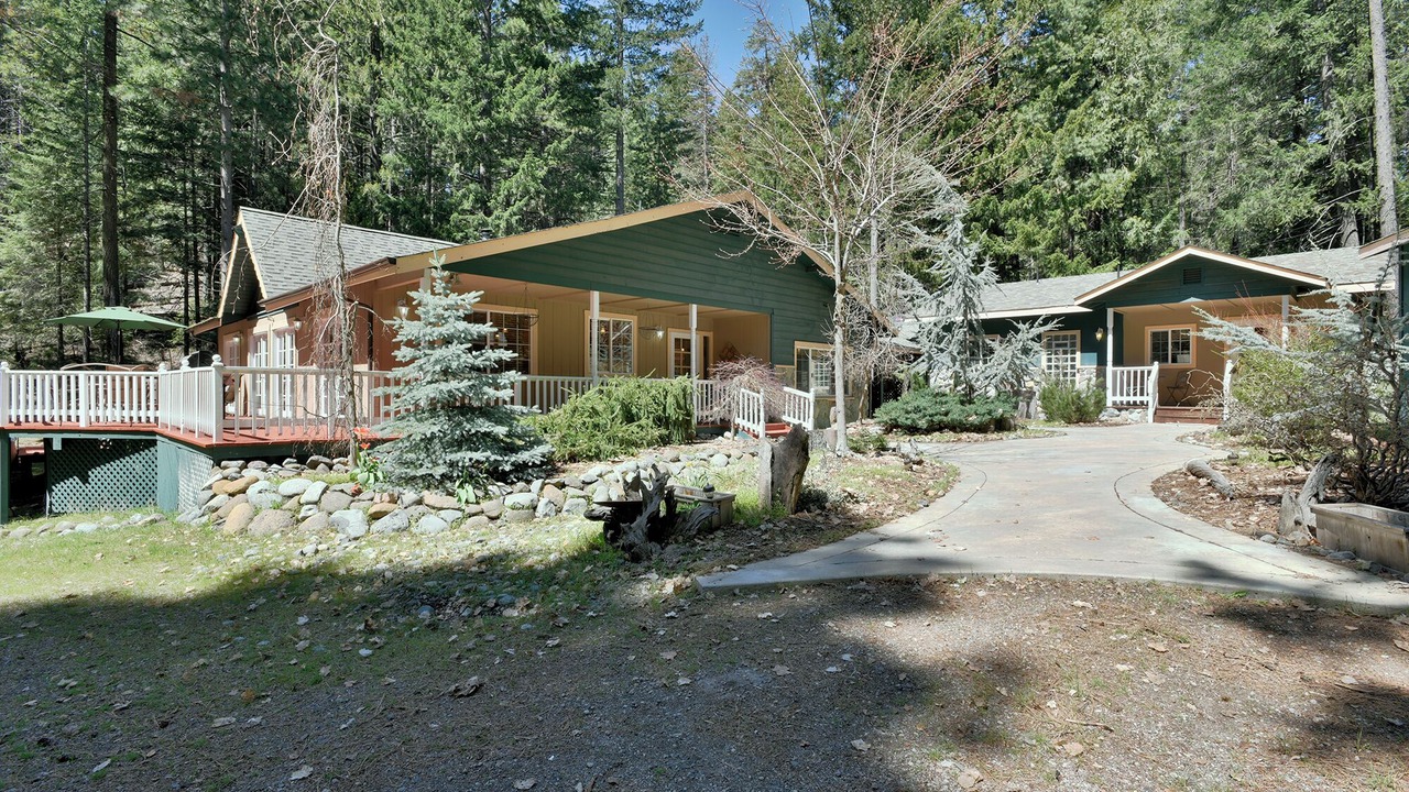 Photo of Others in Mount Shasta
