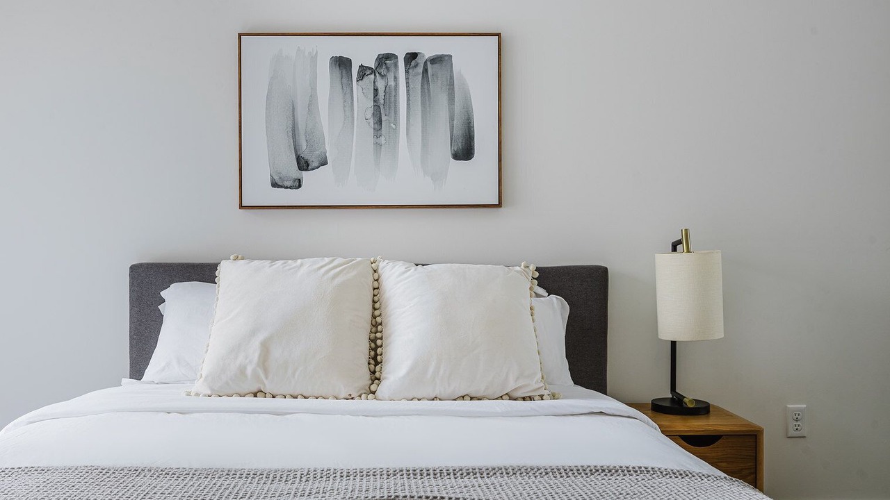 Photo of Bedroom in Beverly Grove