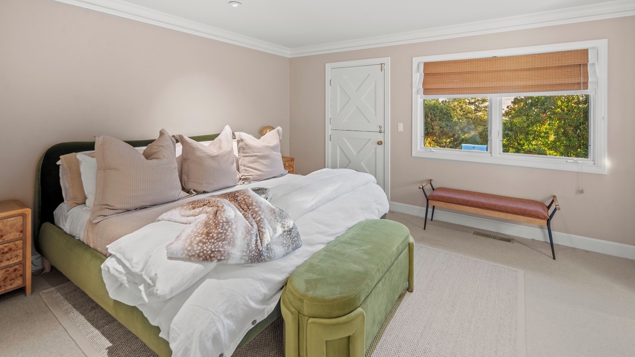 Photo of Bedroom in Del Monte Forest