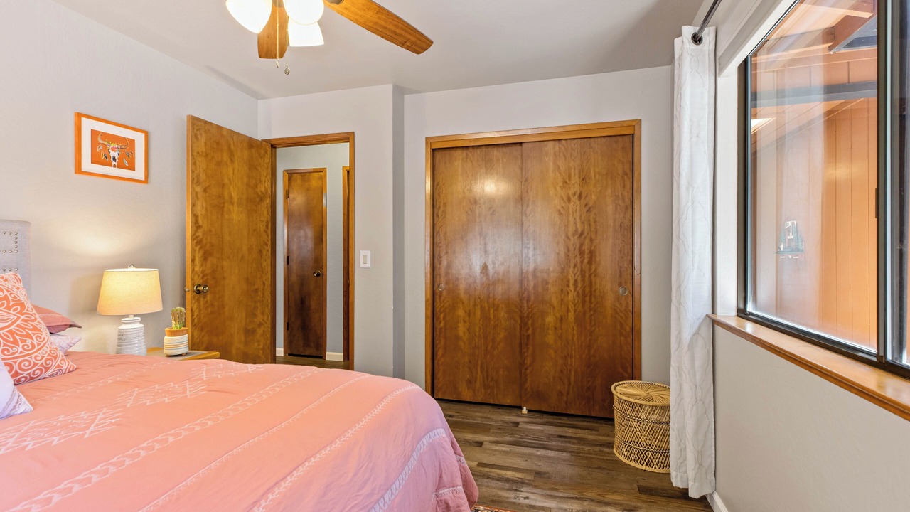 Photo of Bedroom in Groveland