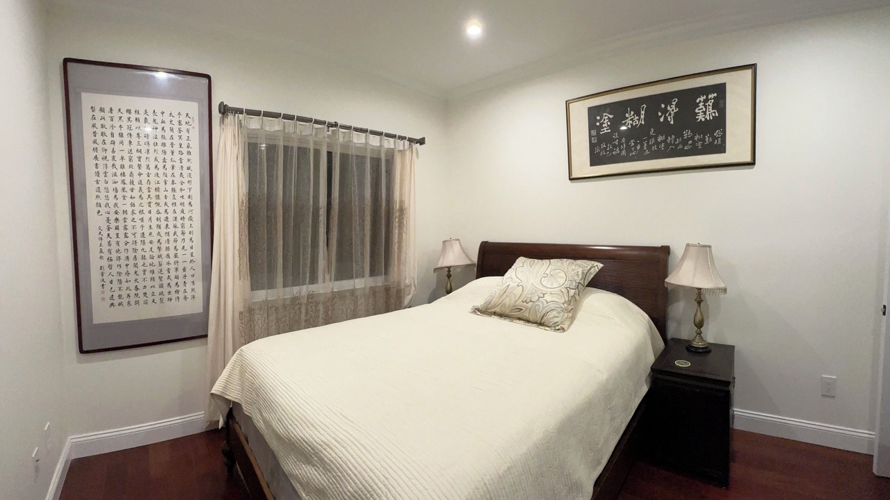 Photo of Bedroom in The Willows