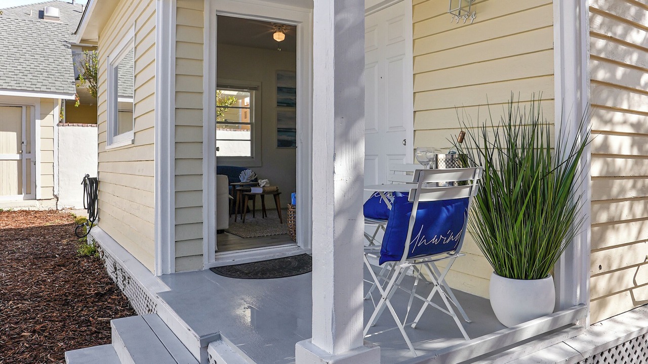 Photo of Patio Balcony in Village of La Jolla
