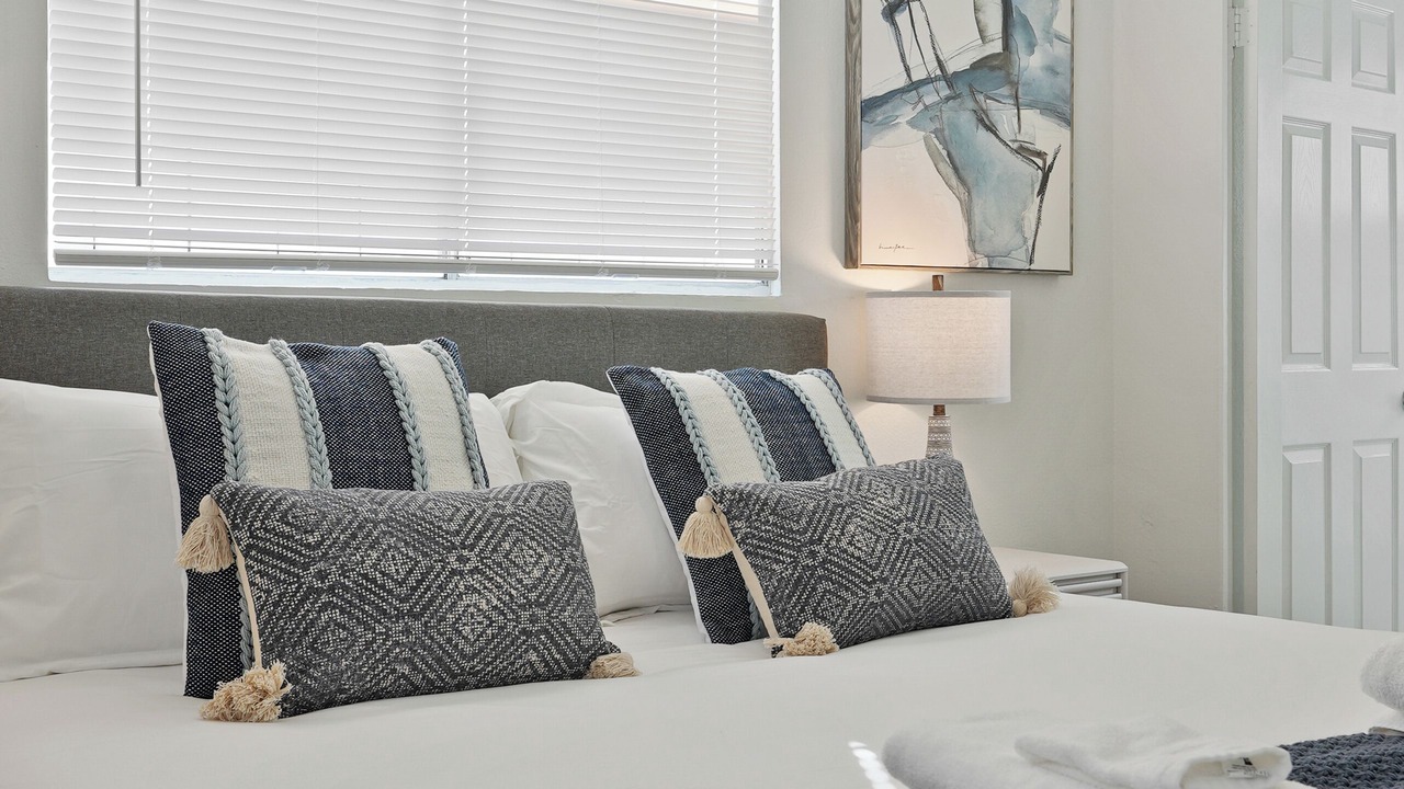 Photo of Bedroom in Village of La Jolla