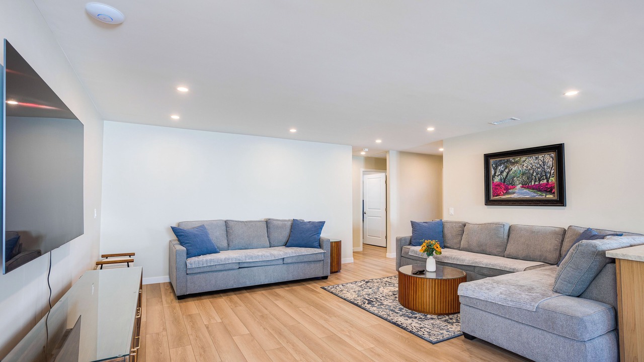 Photo of Livingroom in Country Club