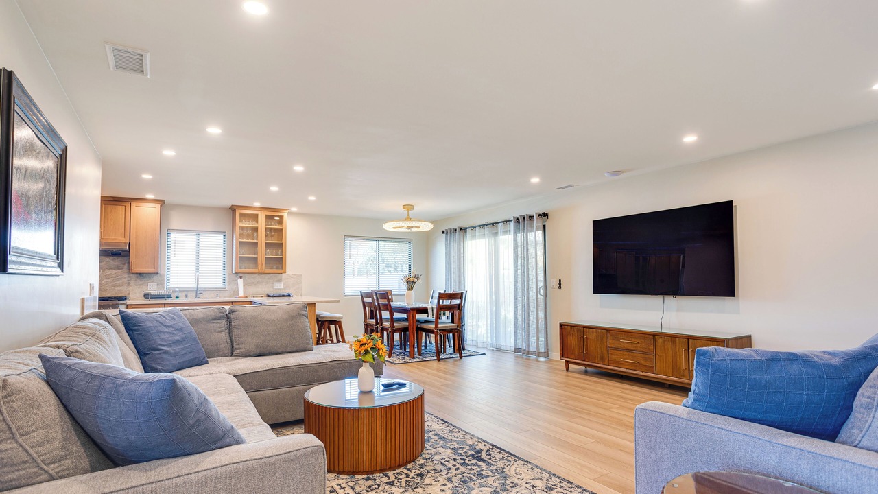 Photo of Livingroom in Country Club