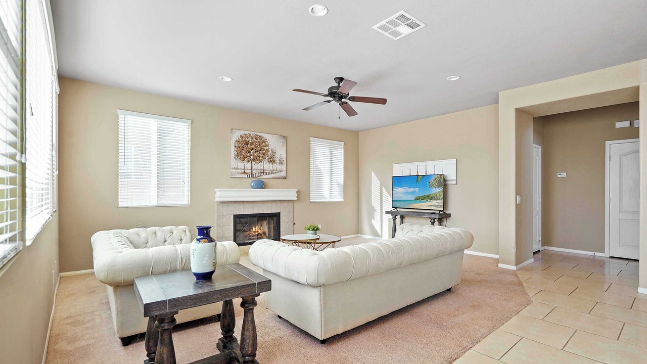 Photo of Livingroom in Lancaster