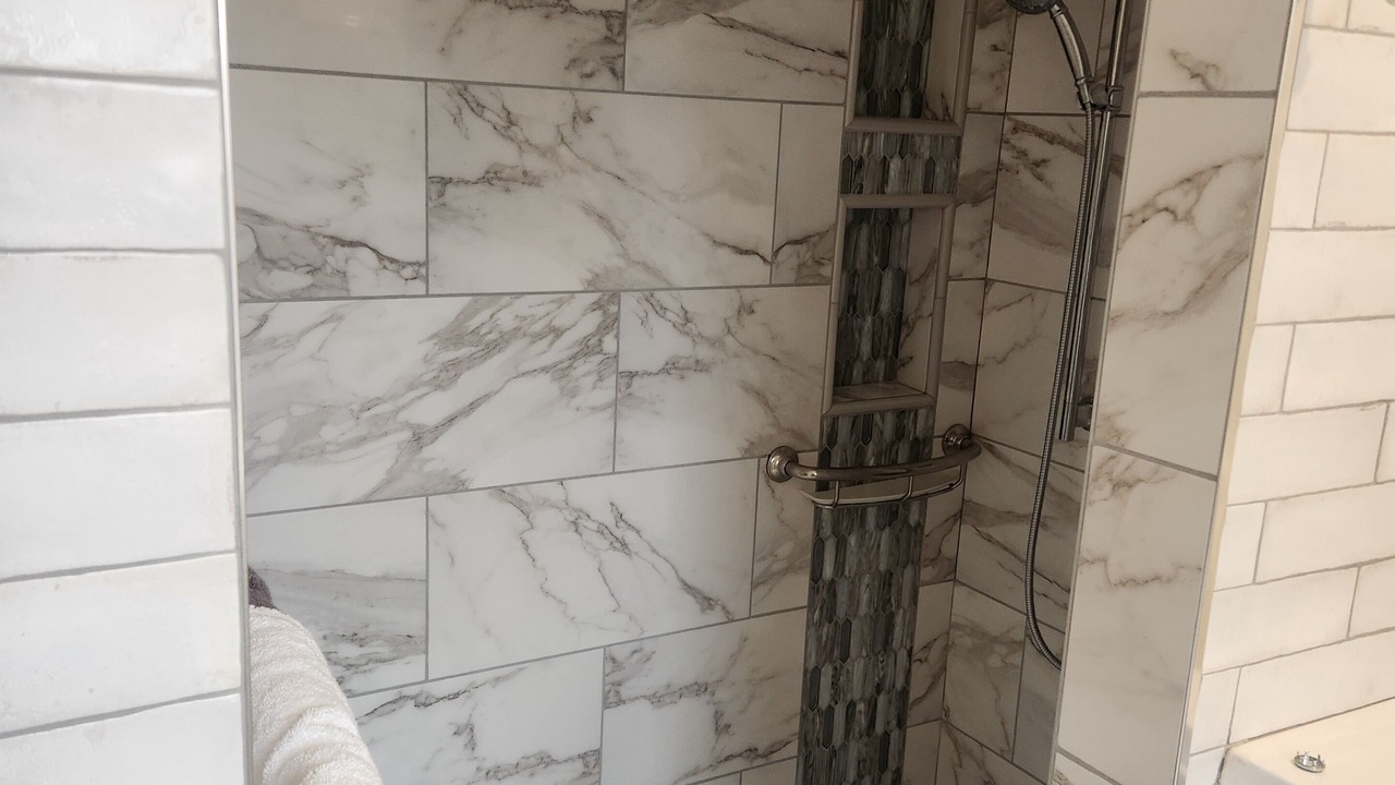 Photo of Bathroom in Red Bluff