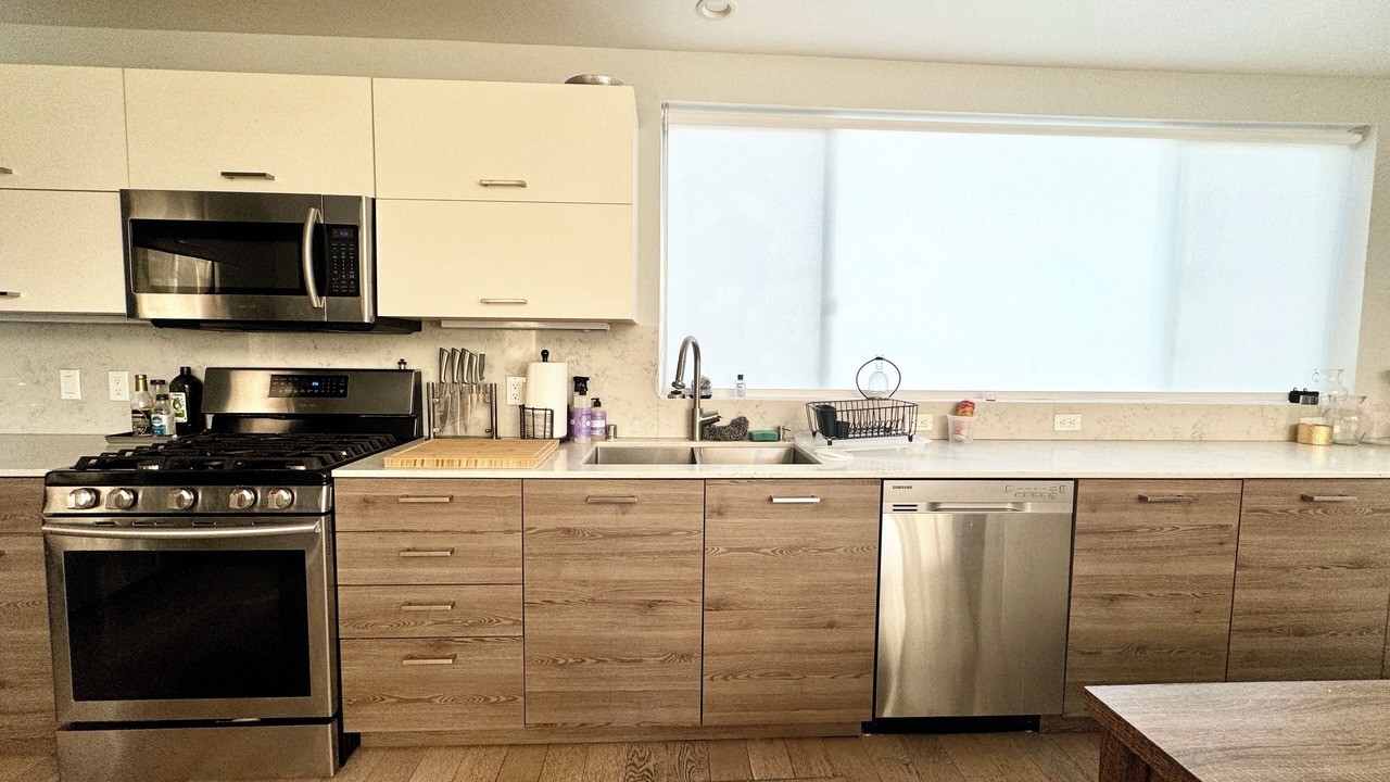 Photo of Kitchen in Mid-Wilshire