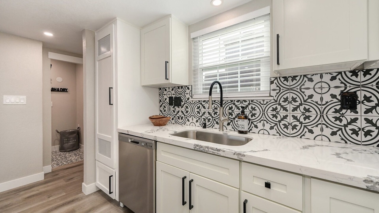 Photo of Kitchen in Foothill Farms