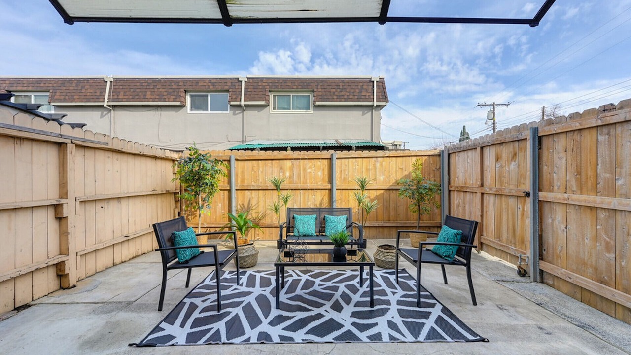 Photo of Patio Balcony in Foothill Farms