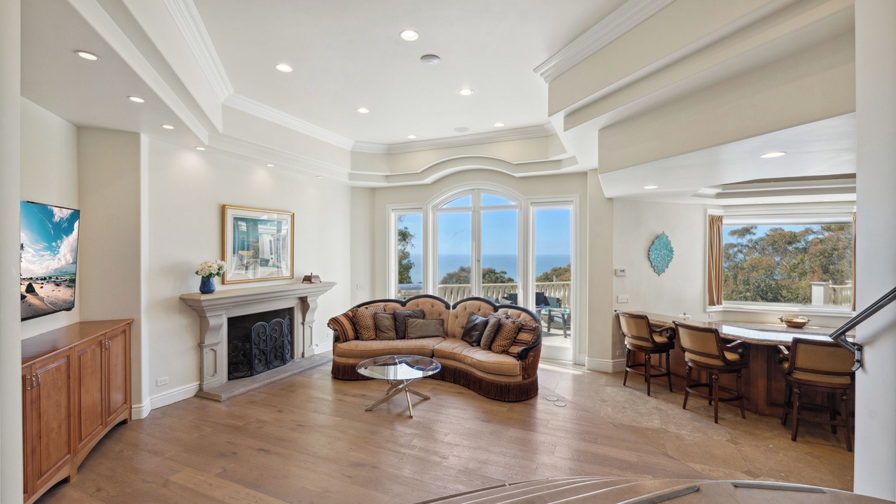 Photo of Bedroom in Country Club