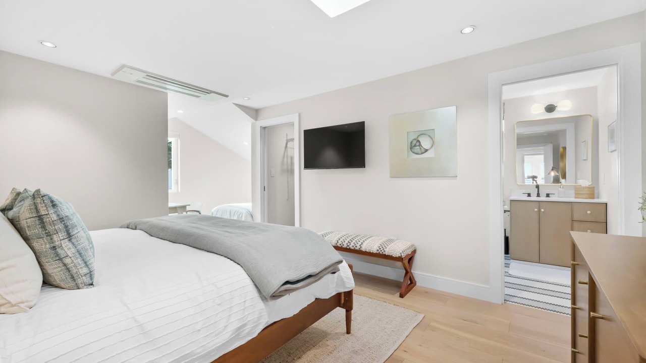Photo of Bedroom in El Granada