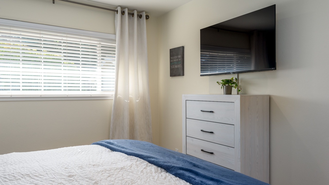 Photo of Bedroom in Farm Hills