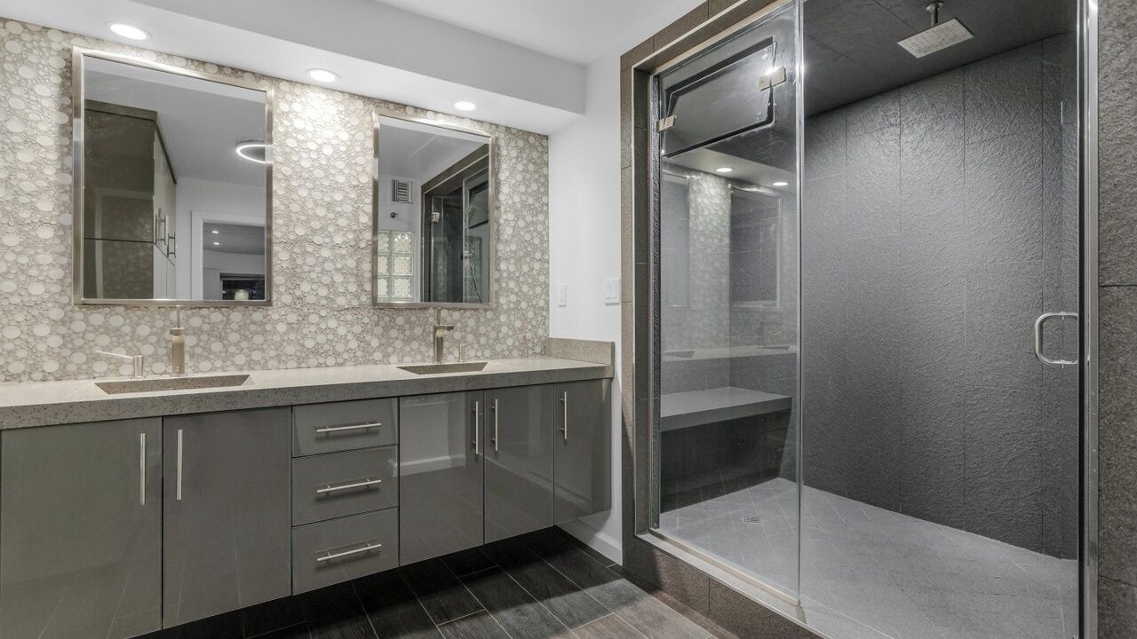Photo of Bathroom in Tahquitz River Estates