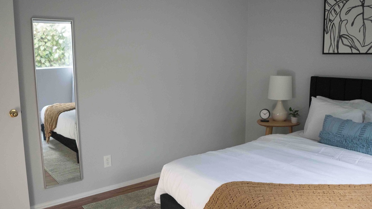 Photo of Bedroom in El Segundo