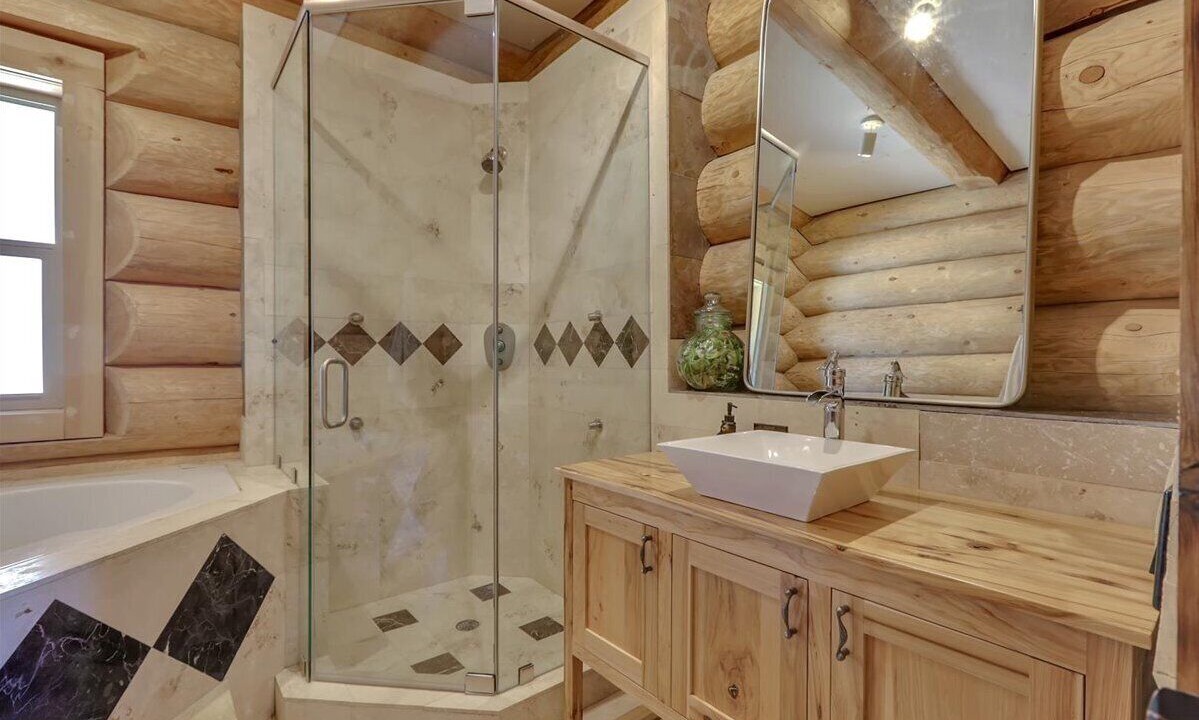 Photo of Bathroom in Cedar Ridge