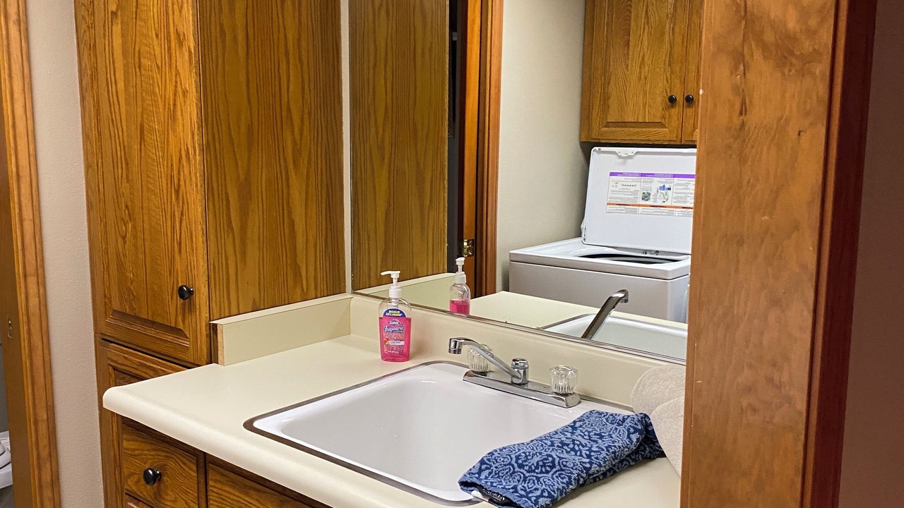 Photo of Bathroom in Strawberry