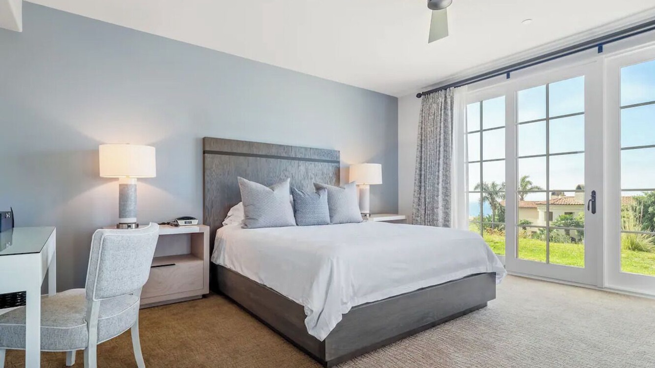 Photo of Bedroom in Rancho Palos Verdes