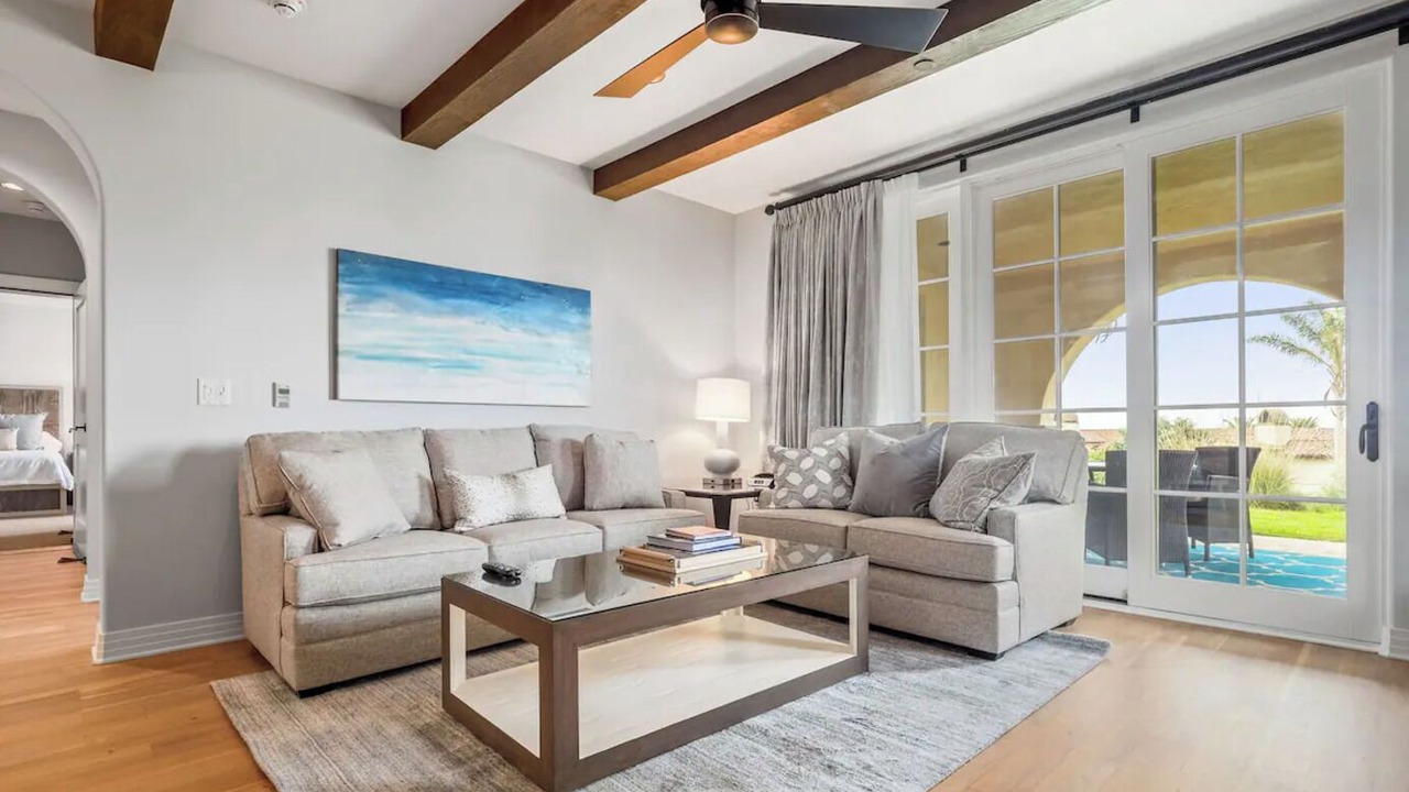 Photo of Livingroom in Rancho Palos Verdes