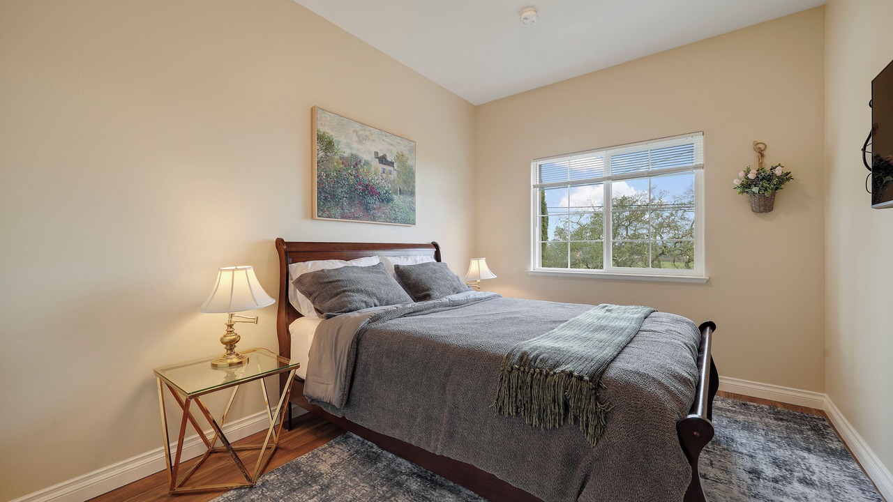 Photo of Bedroom in Santa Rosa