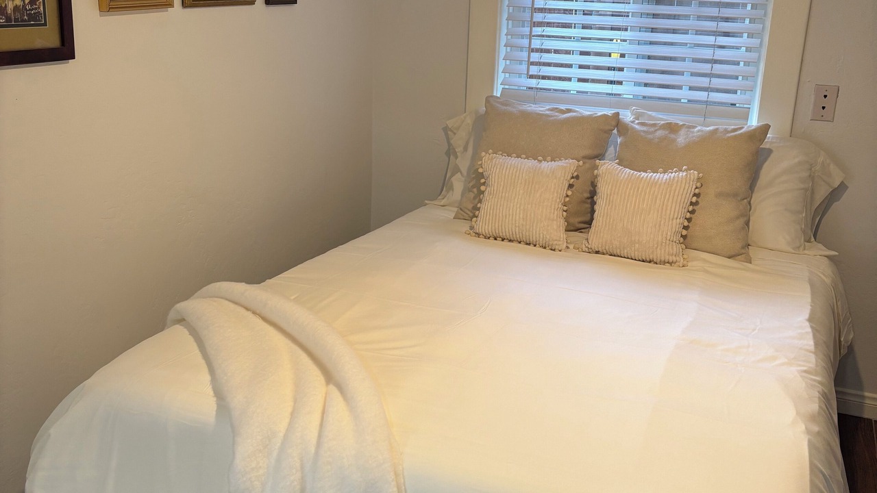 Photo of Bedroom in Golden Hill