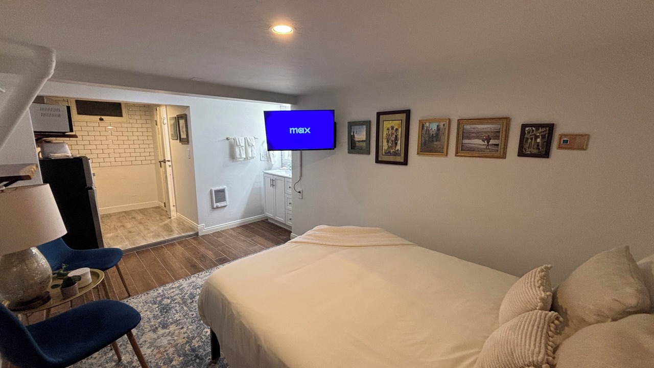 Photo of Bedroom in Golden Hill
