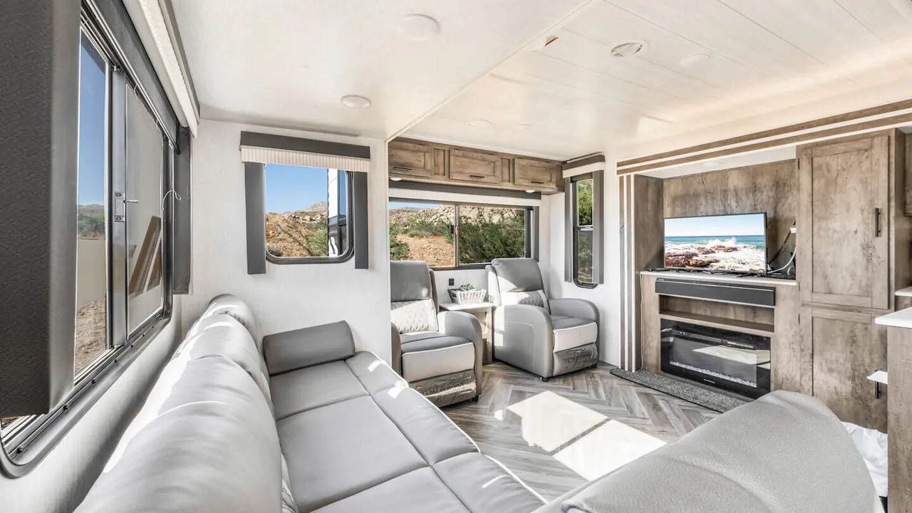 Photo of Livingroom in Jacumba