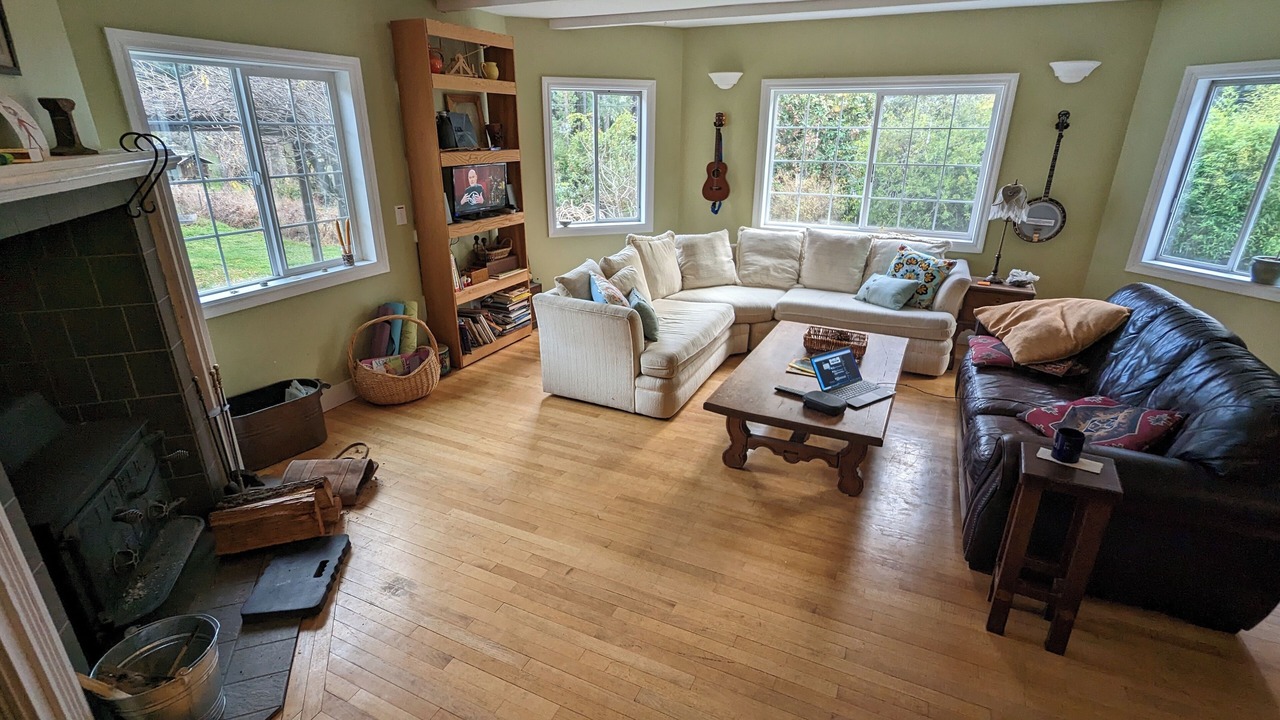 Photo of Livingroom in Cazadero