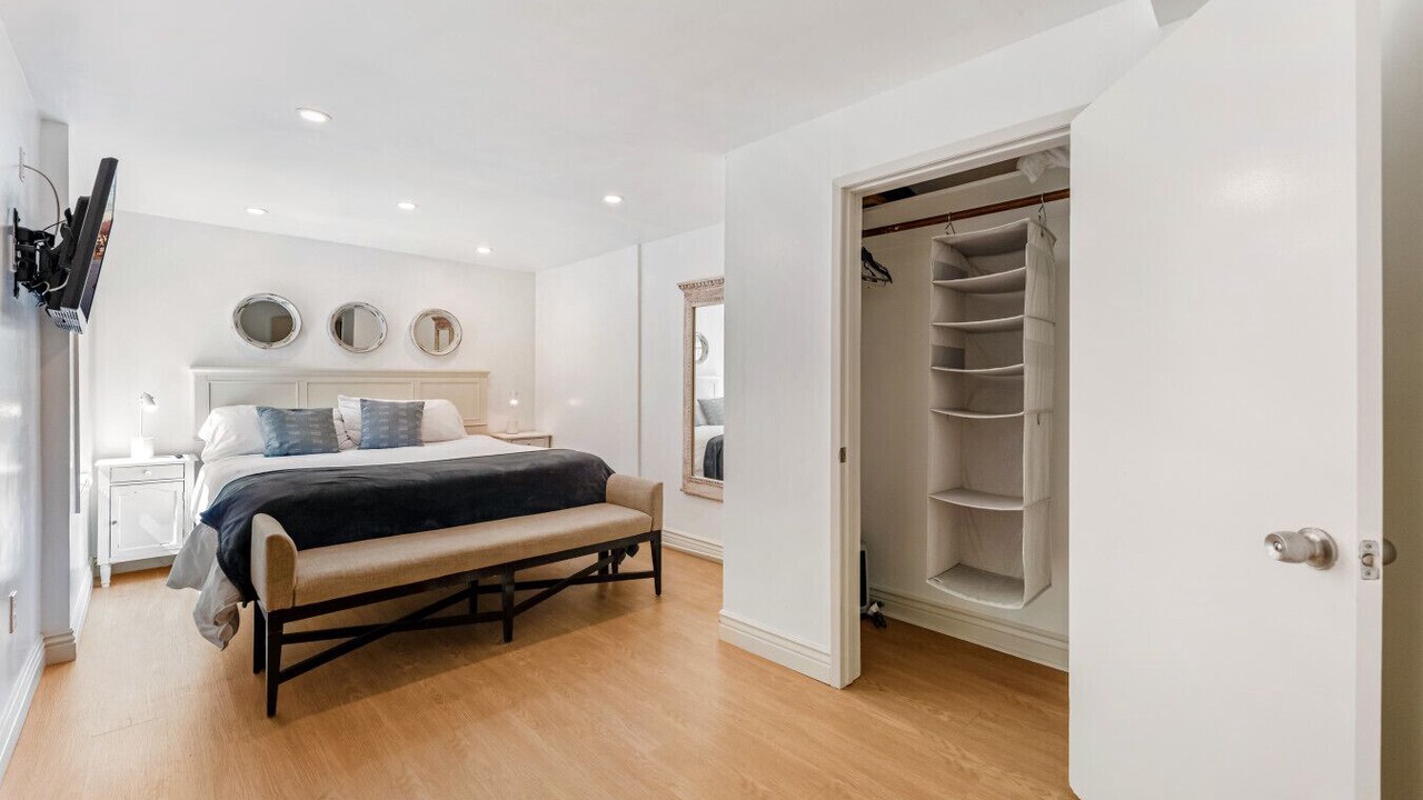 Photo of Bedroom in Summerland