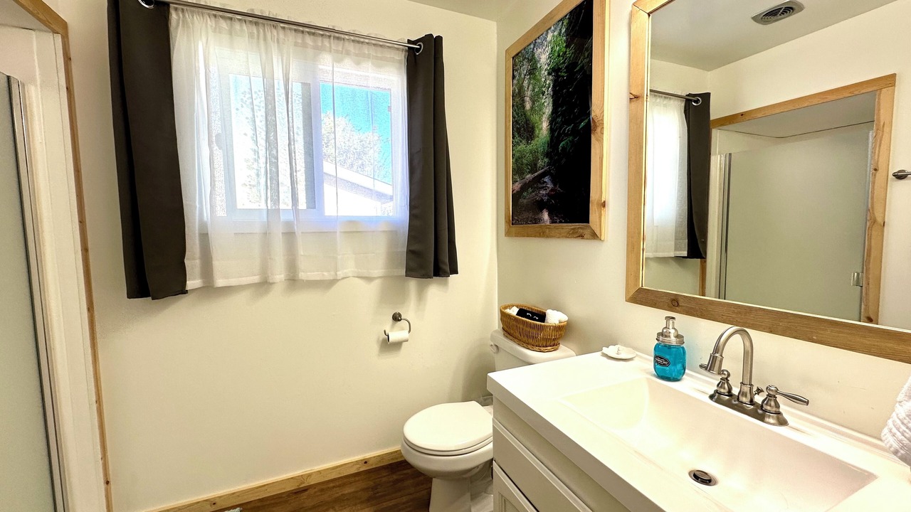 Photo of Bathroom in Crescent City North