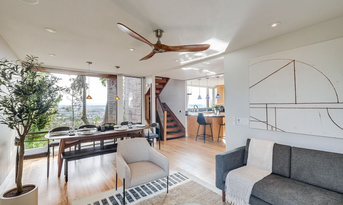 Photo of Bedroom in Del Mar Heights