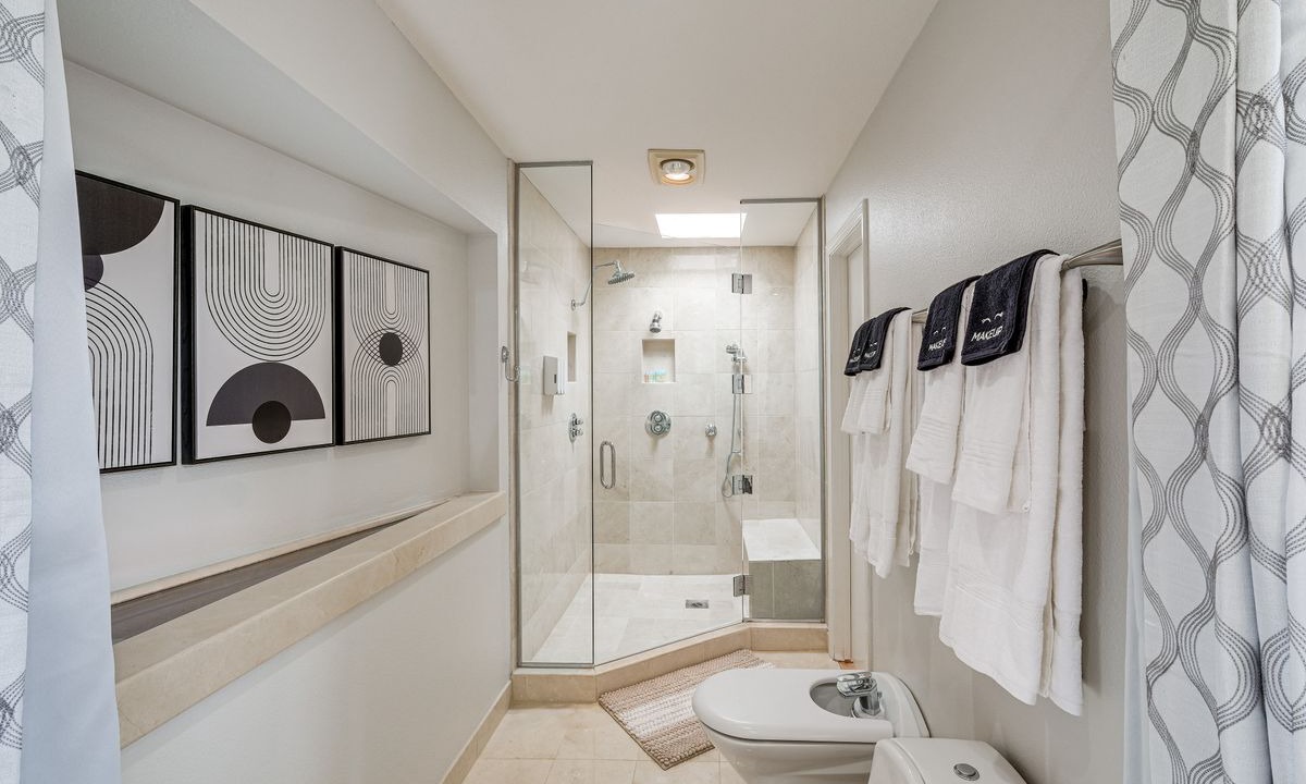 Photo of Bathroom in Del Mar Heights