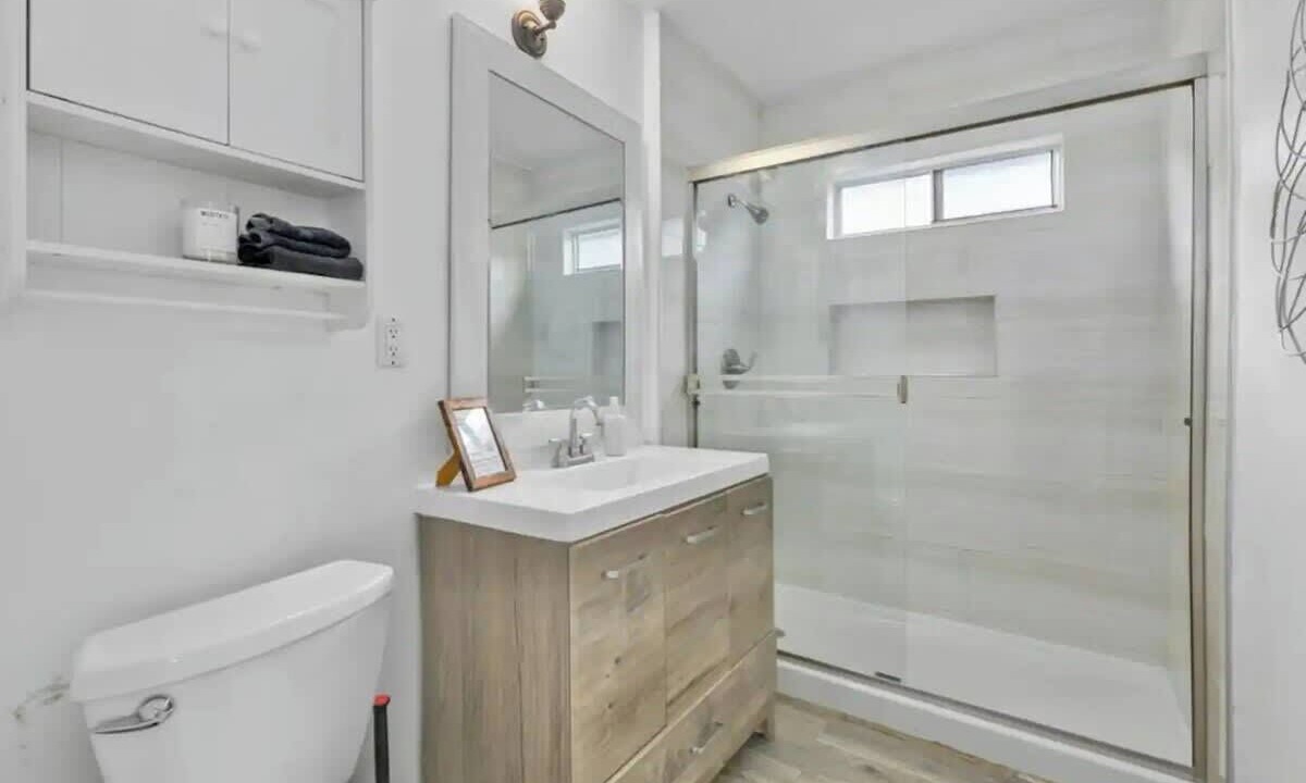 Photo of Bathroom in Mission Beach