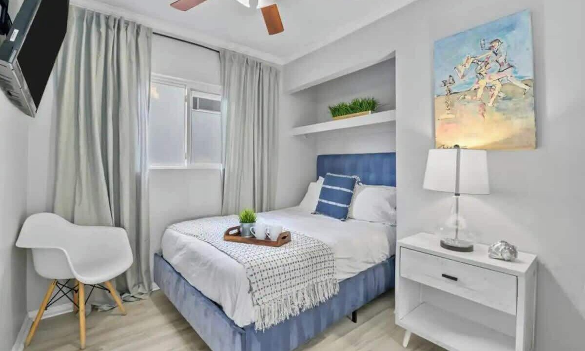 Photo of Bedroom in Mission Beach