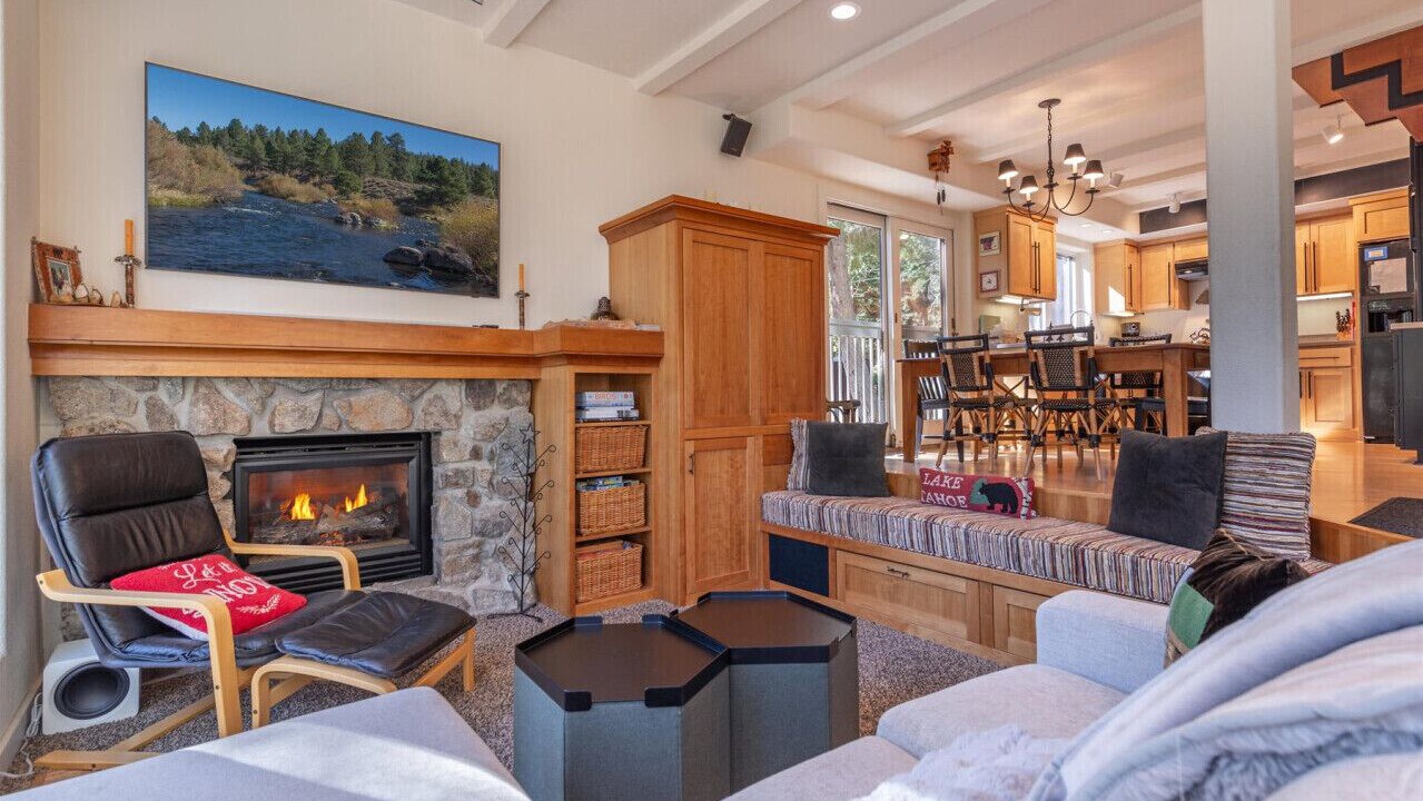 Photo of Livingroom in Alpine Meadows