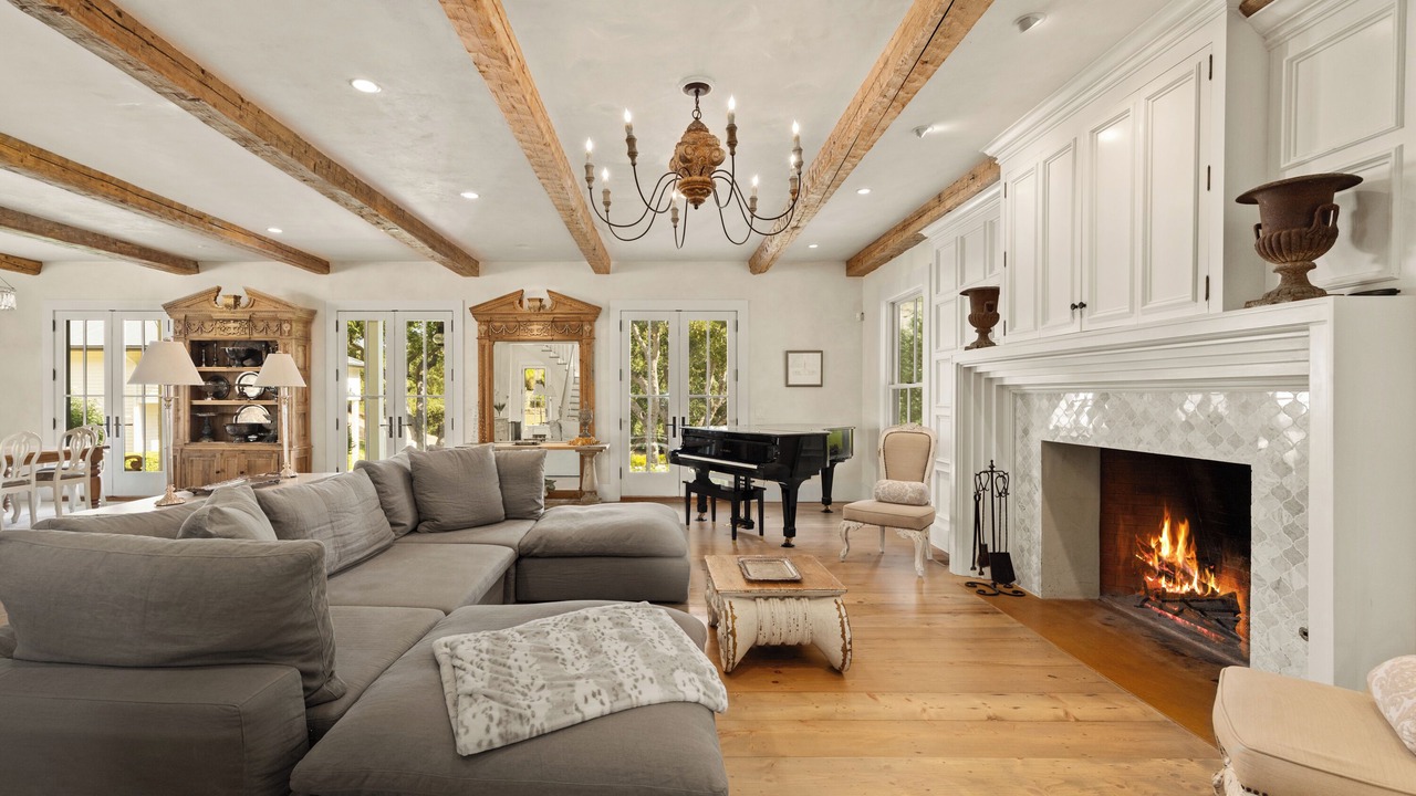 Photo of Livingroom in Santa Ynez