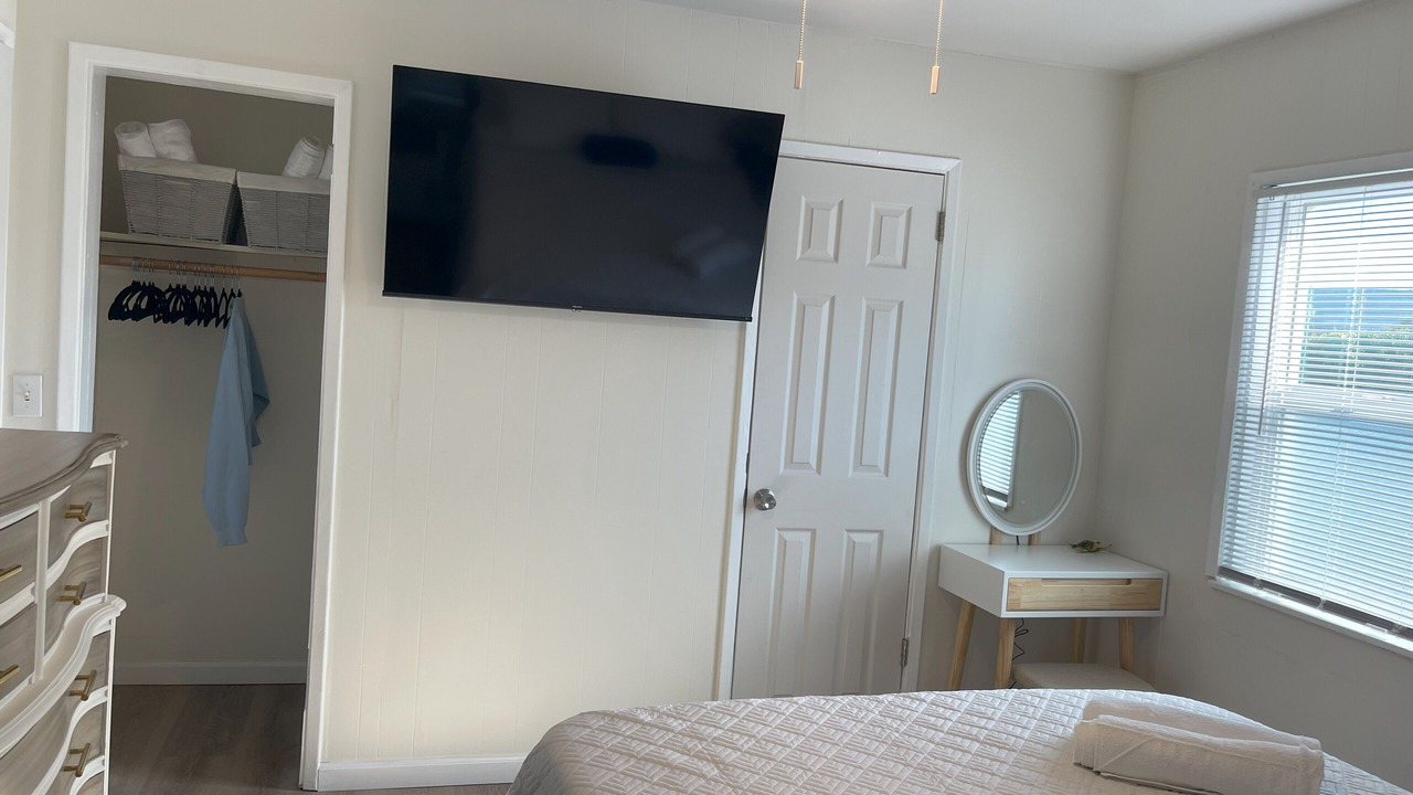 Photo of Bedroom in Crescent City