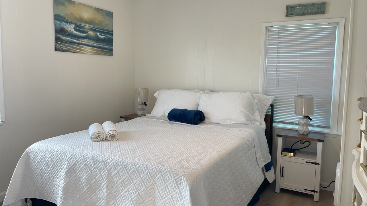 Photo of Bedroom in Crescent City