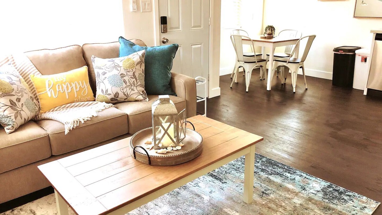 Photo of Livingroom in La Jolla Mesa