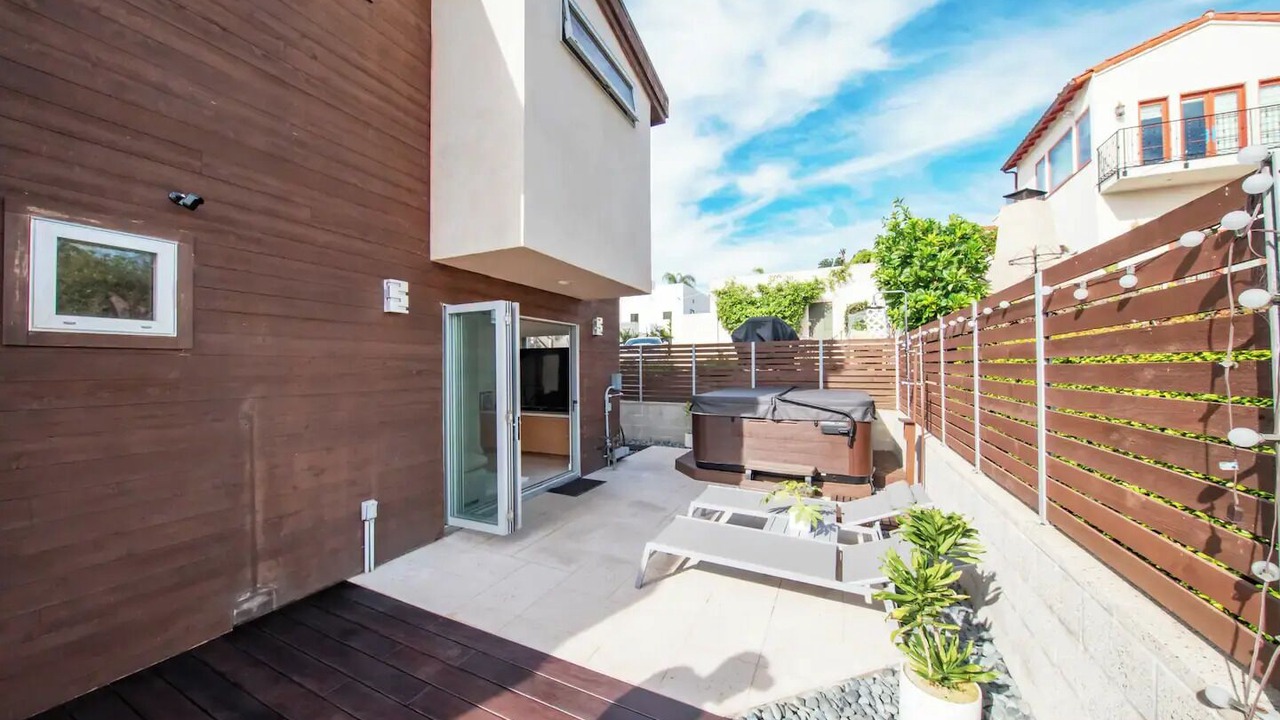 Photo of Bedroom in Mission Hills